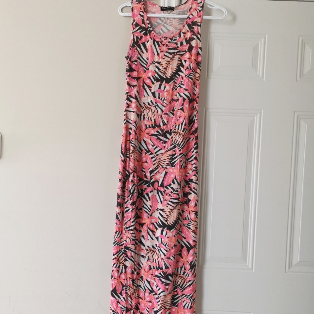 (5 for $25)Maxi Bodycon Dress - Small Size
